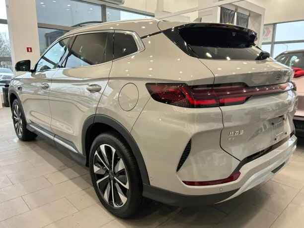 BYD Song PLUS EV 2025 — миниатюра 4
