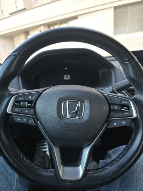 Honda Accord 2022 — миниатюра 2