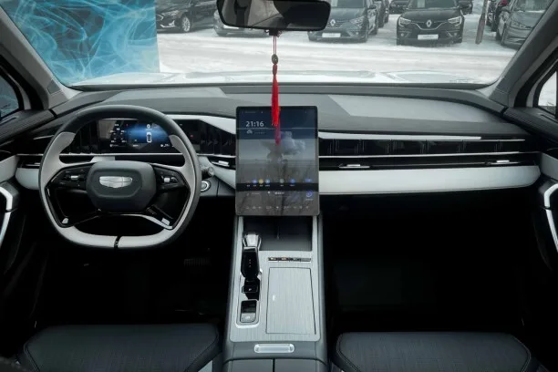Geely Boyue L 2024 — миниатюра 3