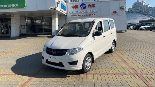 Wuling Hongguang S 2024 — 3