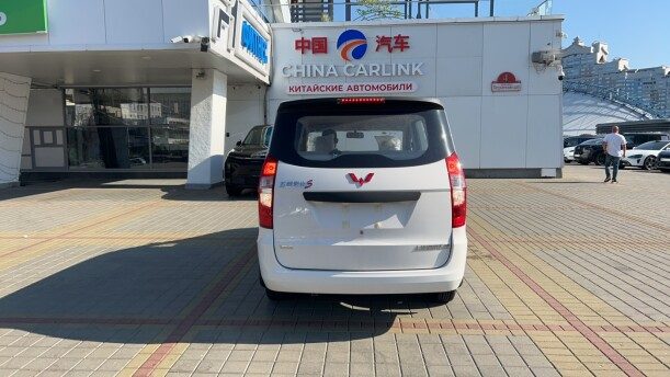 Wuling Hongguang S 2024 — 5