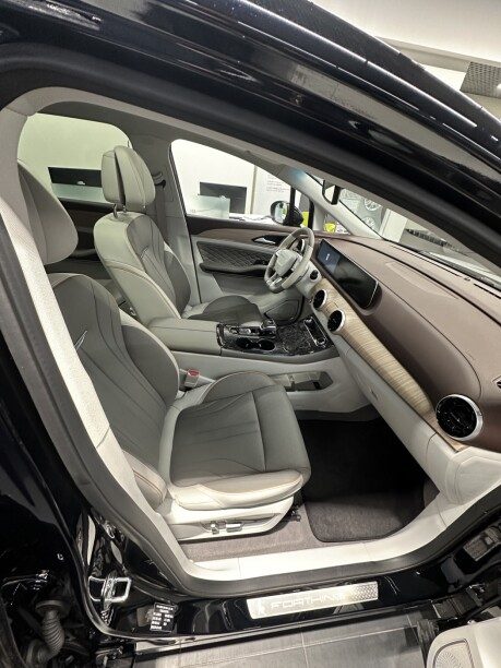 Dongfeng Forthing M4 U-Tour 2024 — 2