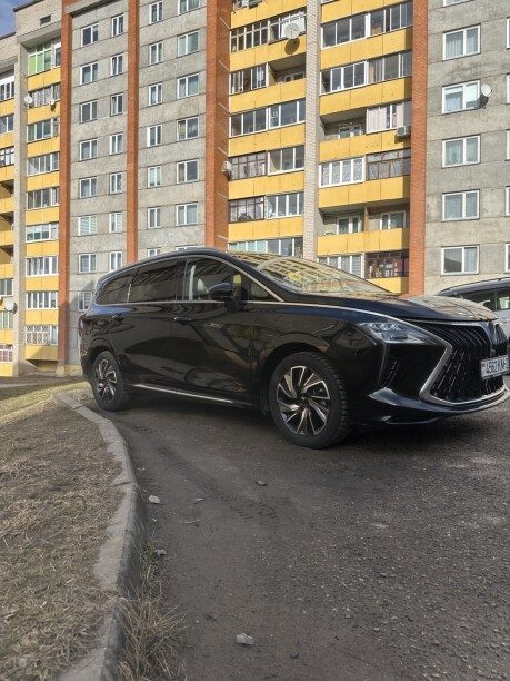 Dongfeng Forthing M4 U-Tour 2024 — 5