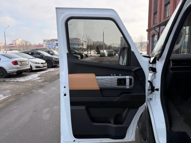 Farizon Super VAN 2025 — миниатюра 3