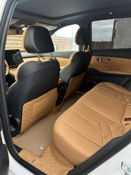 Geely Galaxy Starship 7 2025 — миниатюра 5