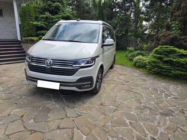 Volkswagen California 2022 — фото 1, купить с доставкой в Москву