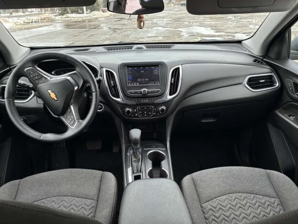 Chevrolet Equinox 2023 — миниатюра 3