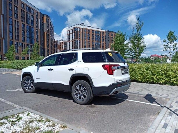GMC Acadia 2022 — 2