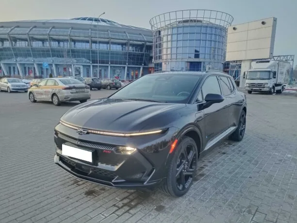 Chevrolet Equinox EV 2024 — фото 1, купить с доставкой в Москву