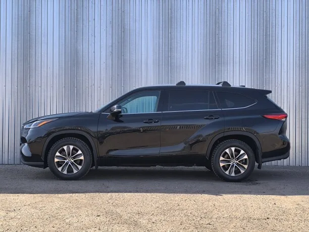 Toyota Highlander 2022 — миниатюра 4