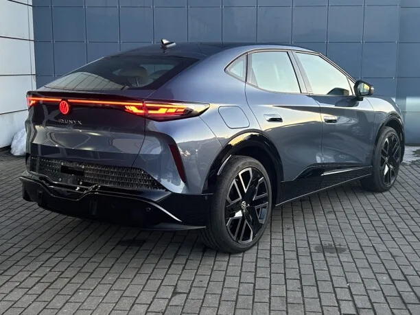 Volkswagen ID. Unyx 2025 — миниатюра 2