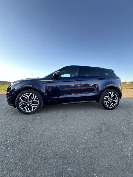 Land Rover Range Rover Evoque 2022 — фото 1, купить с доставкой в Москву