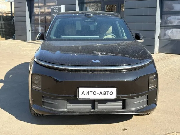 Li Auto L6 2025 — фото 1, купить с доставкой в Москву