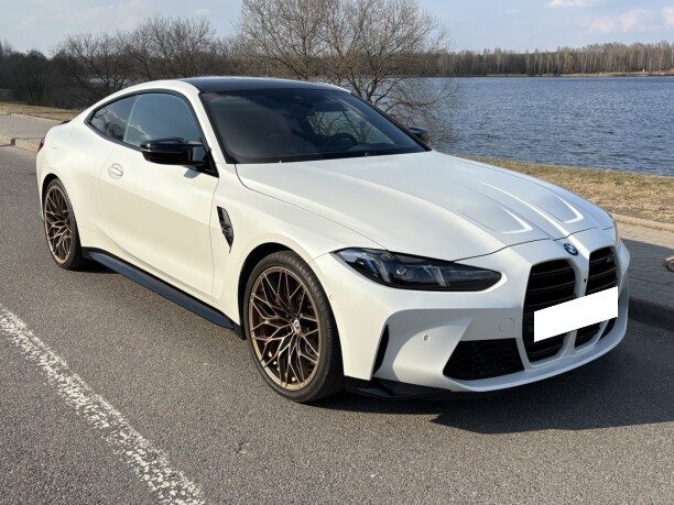 BMW M4 2024