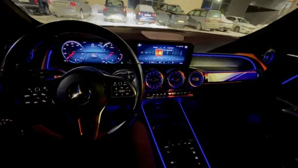 Mercedes-Benz GLB-Class 2023 — миниатюра 4