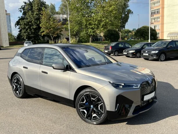 BMW iX 2022 — фото 1, купить с доставкой в Москву