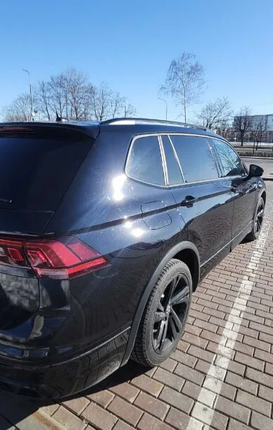 Volkswagen Tiguan 2023 — миниатюра 2
