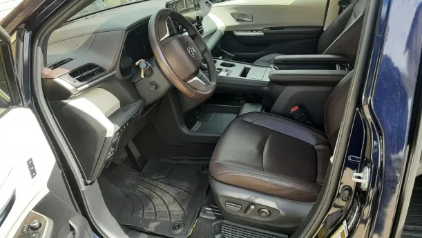 Toyota Sienna 2024 — миниатюра 4