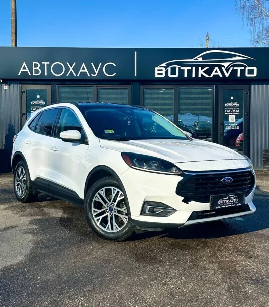 Ford Escape 2022 — фото 1, купить с доставкой в Москву
