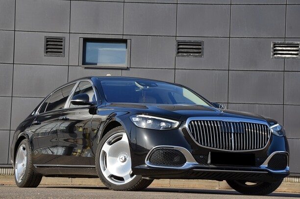 Mercedes-Benz Maybach 2024 — 2