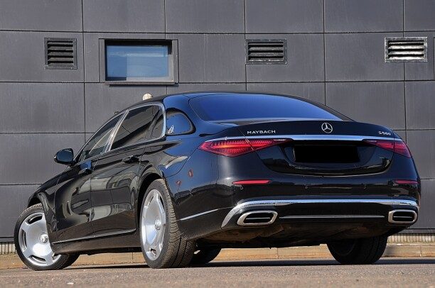 Mercedes-Benz Maybach 2024 — 3