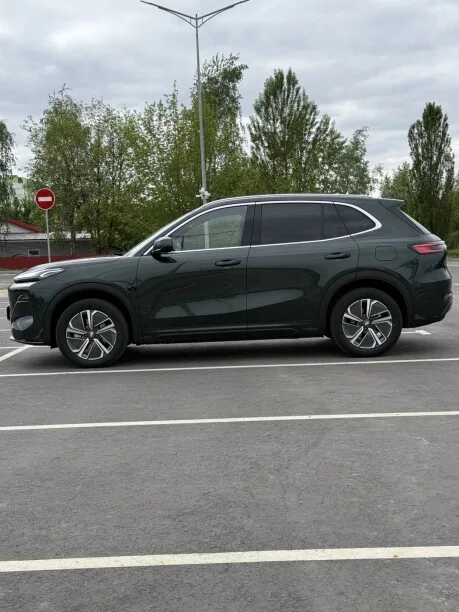 Geely Galaxy Starship 7 2025 — миниатюра 2
