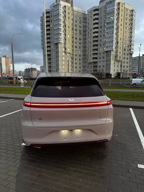 Li Auto L6 2025 — миниатюра 5