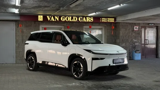 Toyota BZ3X 2025 — фото 1, купить с доставкой в Москву