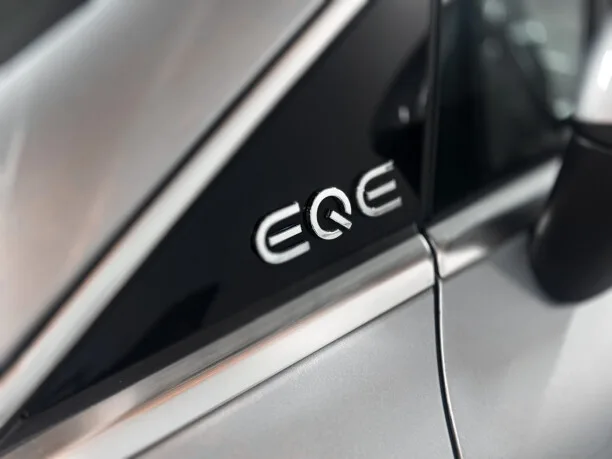 Mercedes-Benz EQE 2022 — миниатюра 3