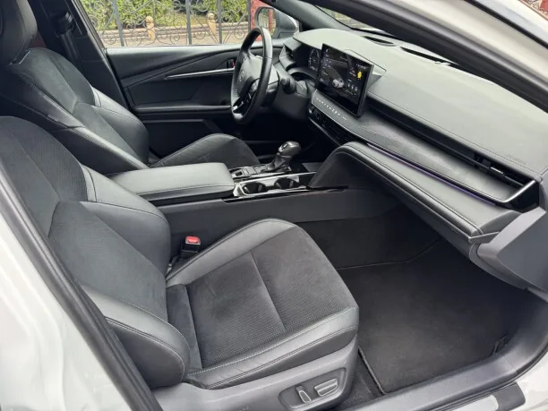 Toyota Camry 2024 — миниатюра 5