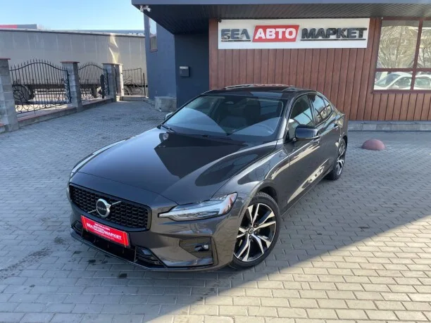 Volvo S60 2024 — фото 1, купить с доставкой в Москву