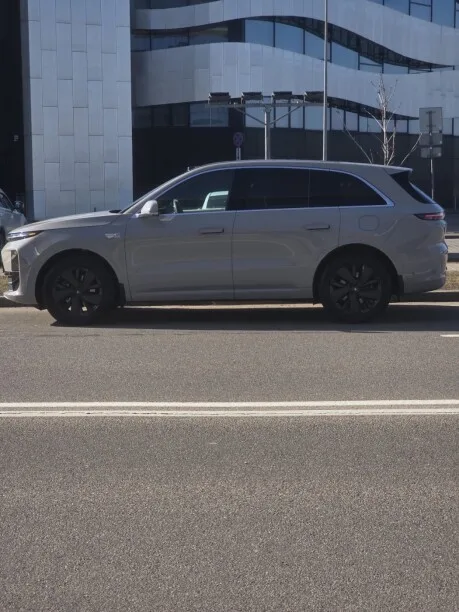 Li Auto L6 2025 — миниатюра 5