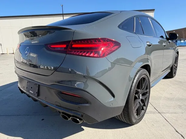 Mercedes-Benz GLE Coupe AMG 2025 — миниатюра 5