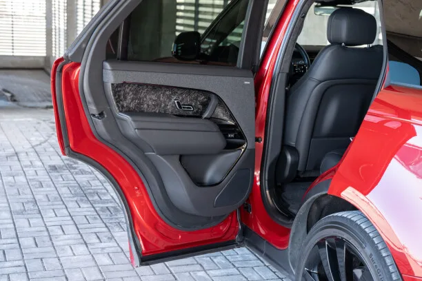 Land Rover Range Rover Sport 2023 — миниатюра 3