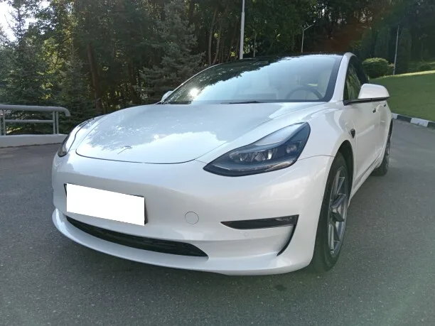 Tesla Model 3 2022 — фото 1, купить с доставкой в Москву