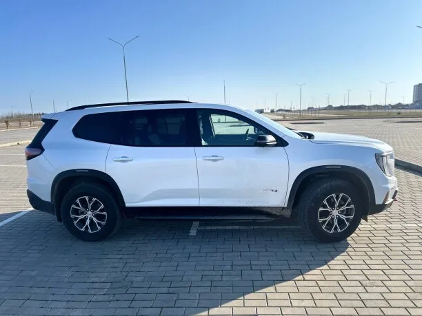 GMC Acadia 2025 — миниатюра 3