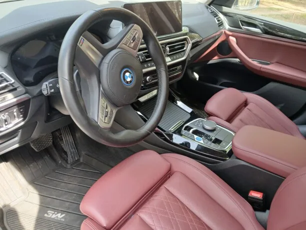 BMW iX3 2024 — миниатюра 5