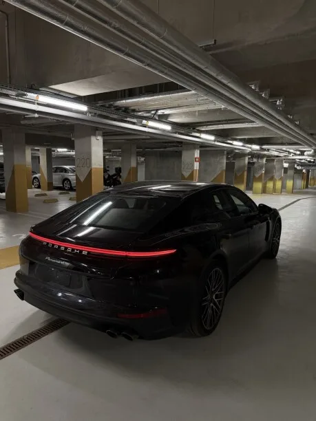 Porsche Panamera 2023 — миниатюра 4