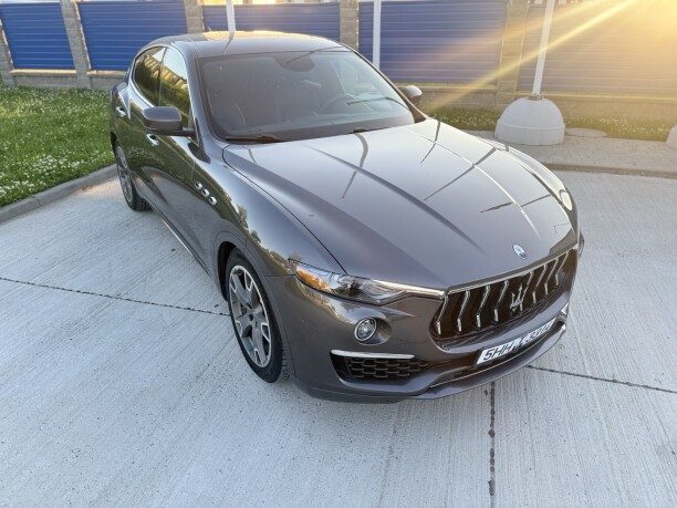 Maserati Levante 2022 — 2