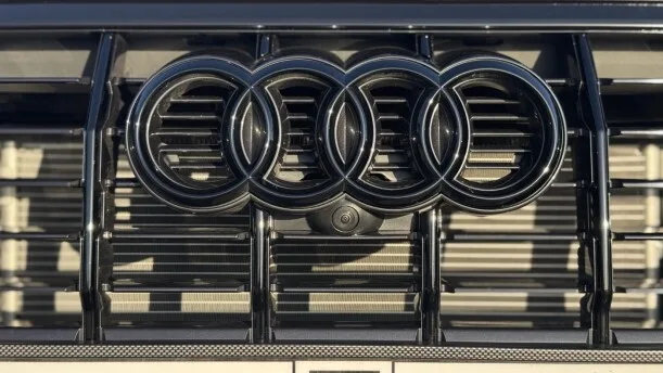Audi Q3 2024 — миниатюра 3