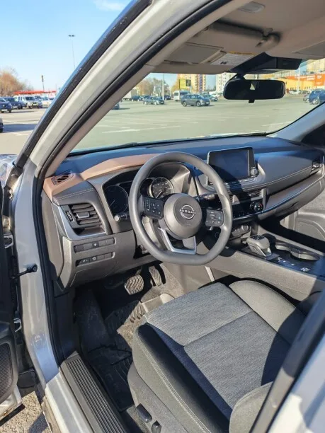 Nissan Rogue 2023 — миниатюра 3