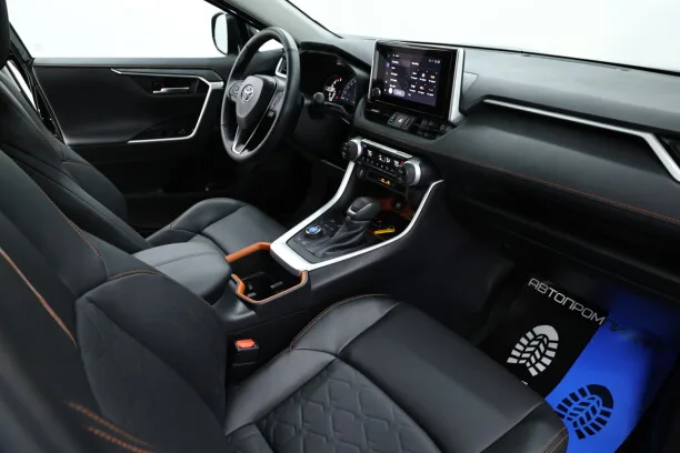 Toyota RAV4 2024 — миниатюра 5