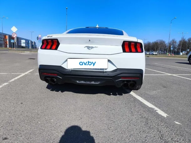 Ford Mustang 2024 — миниатюра 3