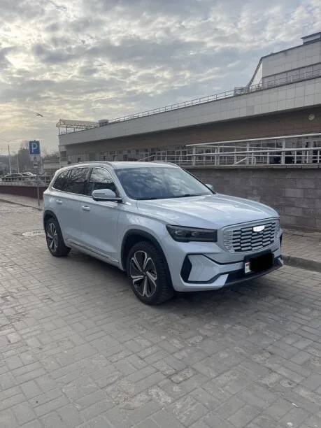 Geely Xingyue L 2022 — миниатюра 5
