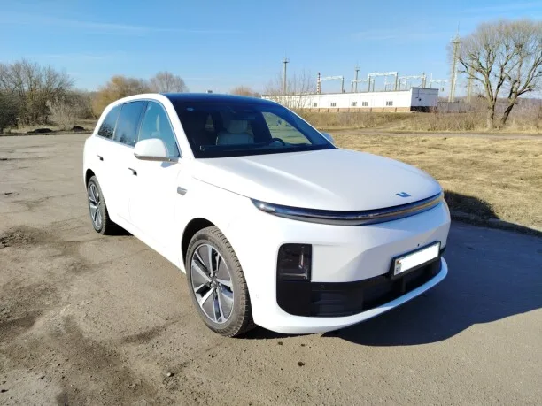 Li Auto L6 2025 — миниатюра 3