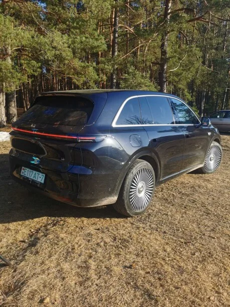 Li Auto L6 2024 — миниатюра 3