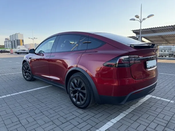 Tesla Model X 2023 — миниатюра 4