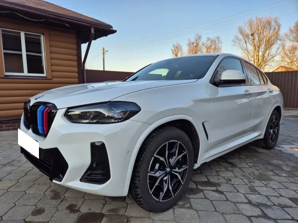 BMW X4 2022 — миниатюра 2
