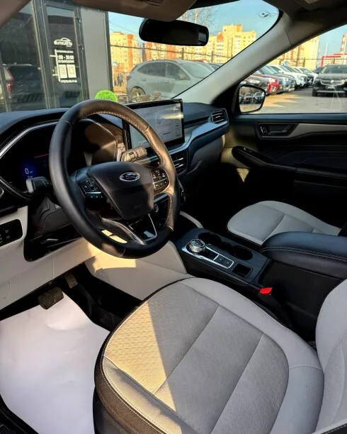 Ford Escape 2024 — миниатюра 3