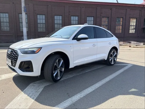Audi Q5 Sportback 2022 — миниатюра 5